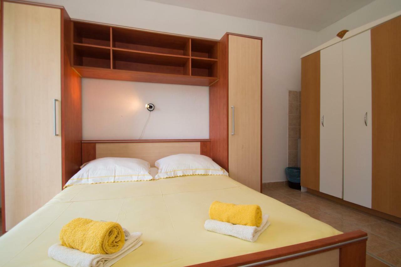 Vita Apartments Zrnovo Экстерьер фото