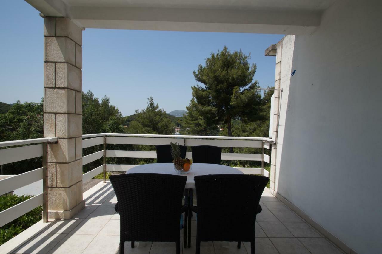 Vita Apartments Zrnovo Экстерьер фото