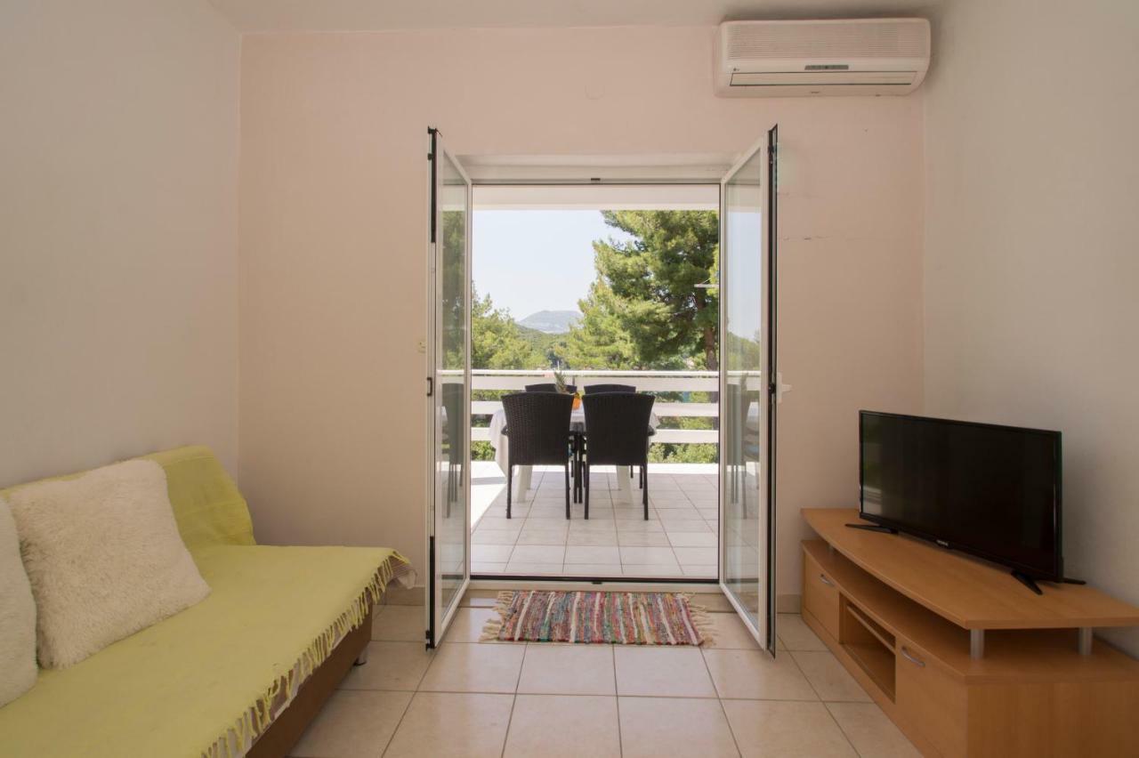 Vita Apartments Zrnovo Экстерьер фото