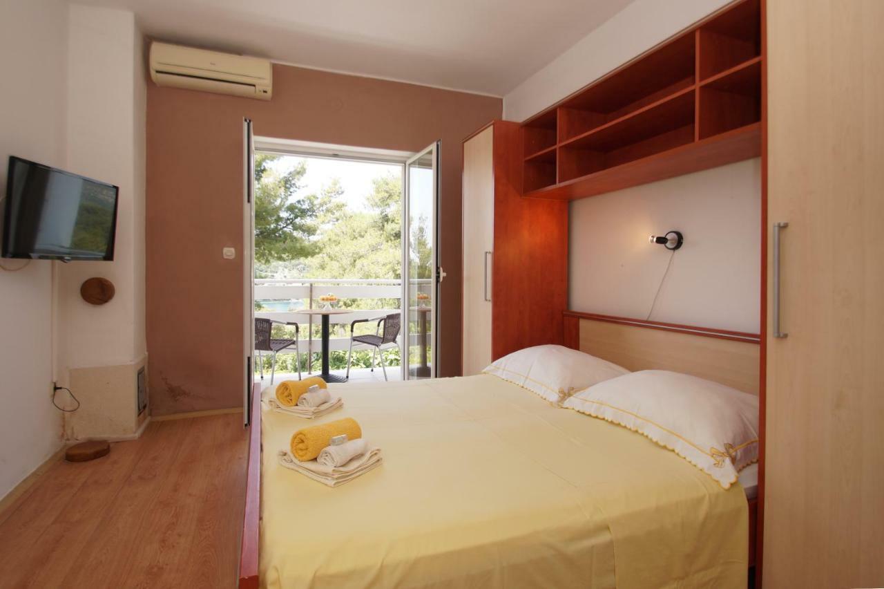 Vita Apartments Zrnovo Экстерьер фото
