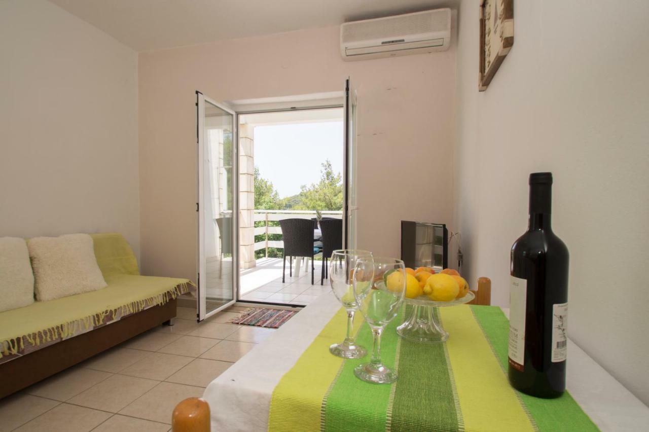 Vita Apartments Zrnovo Экстерьер фото
