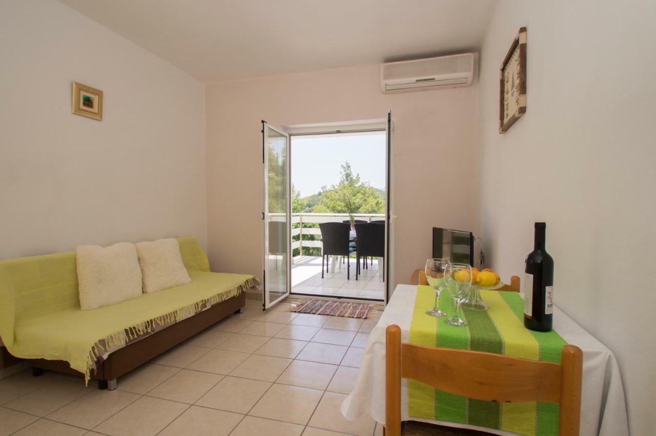 Vita Apartments Zrnovo Экстерьер фото