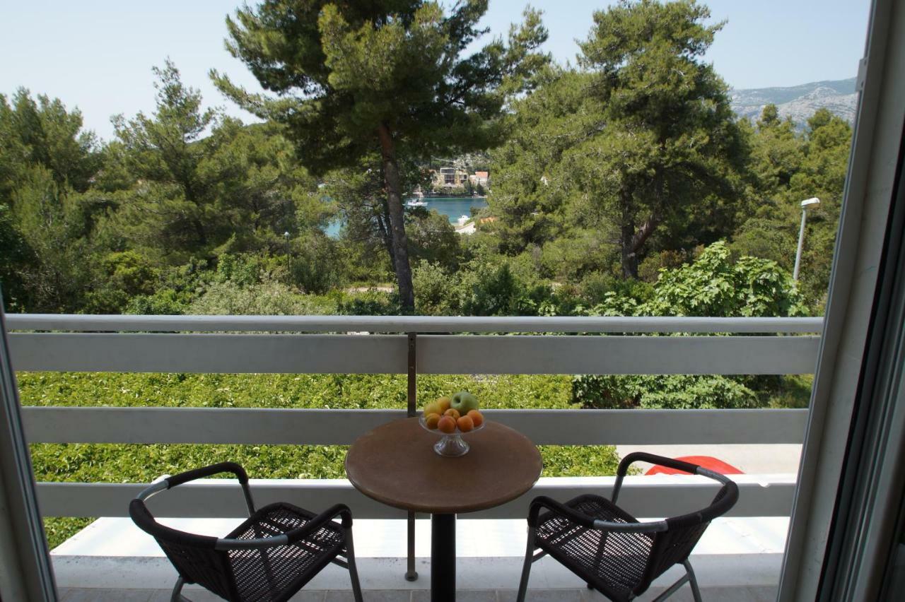 Vita Apartments Zrnovo Экстерьер фото