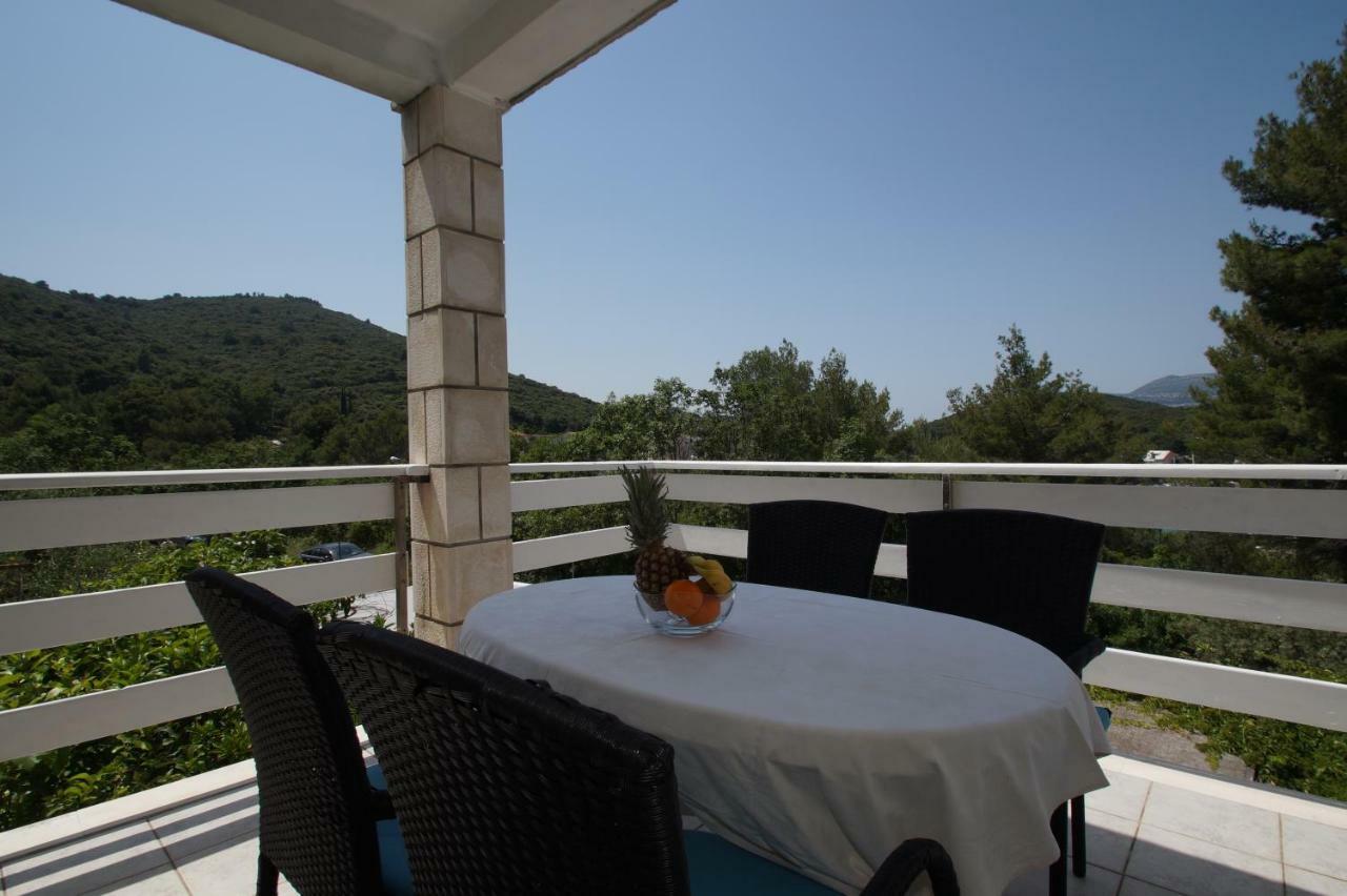 Vita Apartments Zrnovo Экстерьер фото