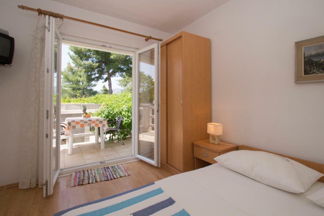Vita Apartments Zrnovo Экстерьер фото