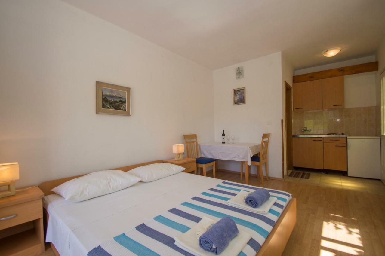 Vita Apartments Zrnovo Экстерьер фото