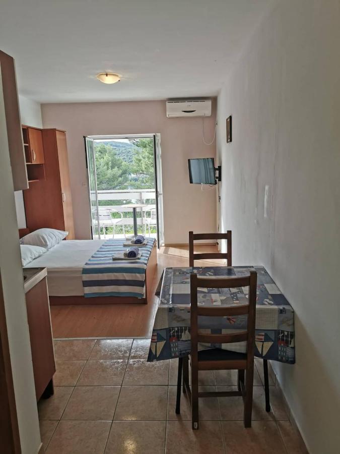 Vita Apartments Zrnovo Экстерьер фото